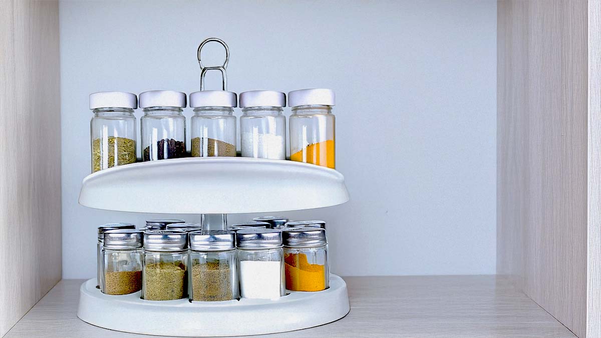 Lazy Susan With Spice Jars